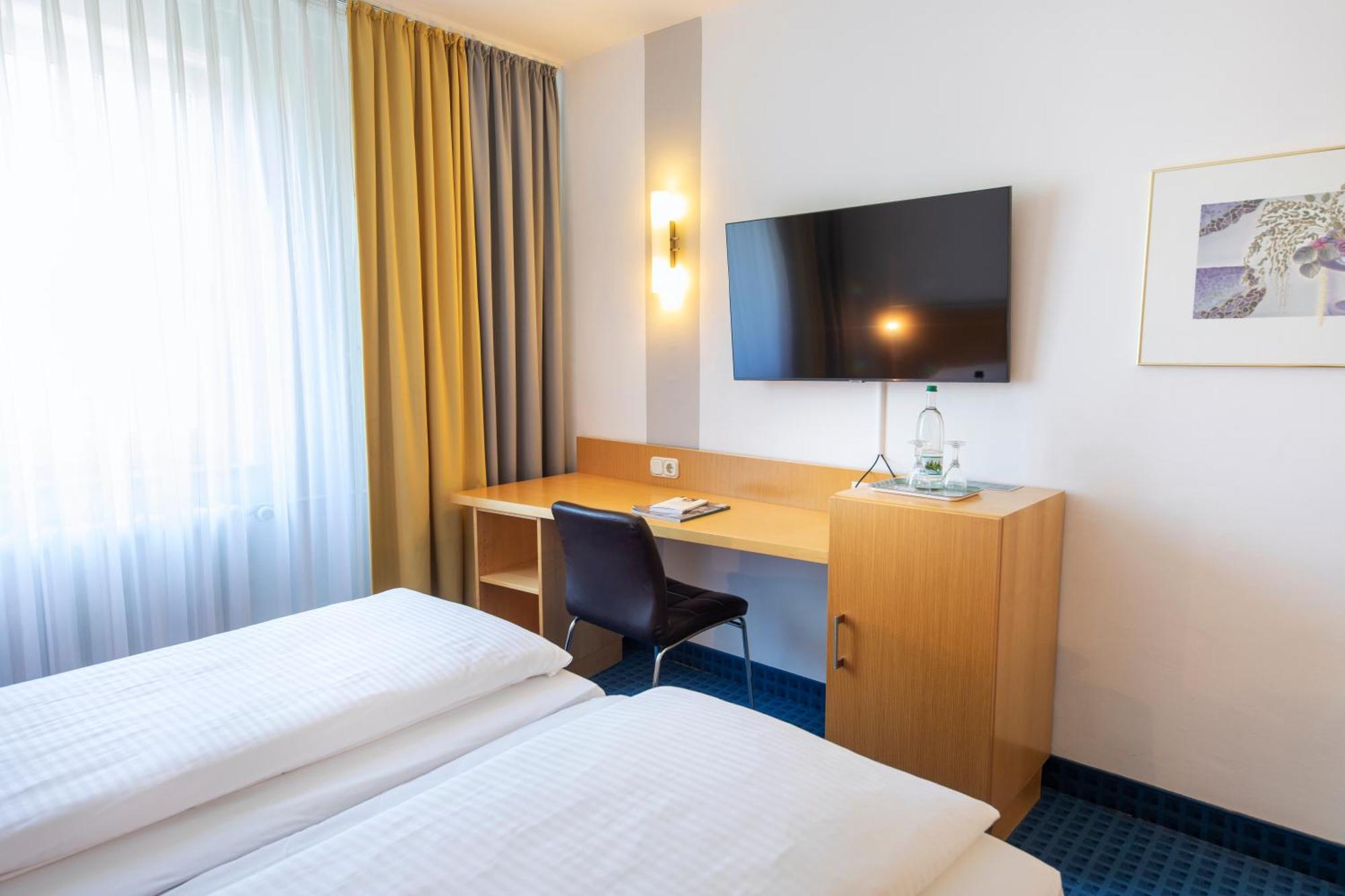 Achat Hotel Suhl Exteriér fotografie