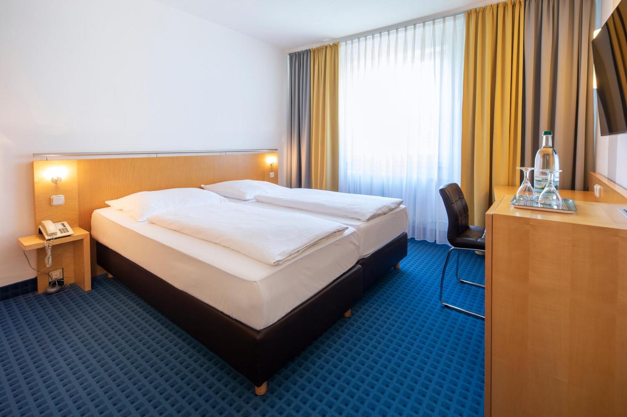 Achat Hotel Suhl Exteriér fotografie